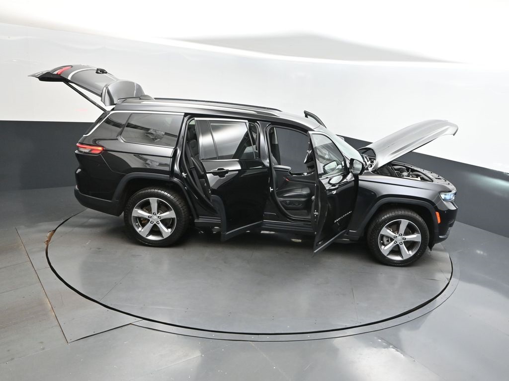 2021 Diamond Black Crystal Pearlcoat Jeep Grand Cherokee L Limited 4X4 SUV