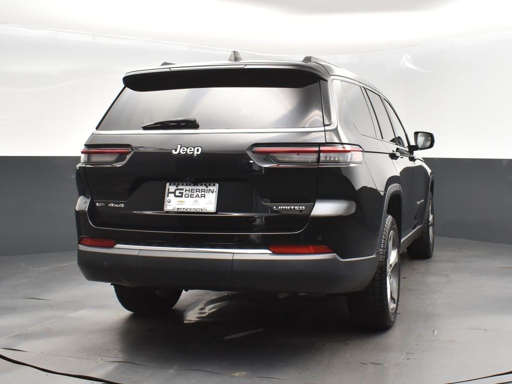 2021 Diamond Black Crystal Pearlcoat Jeep Grand Cherokee L Limited 4X4 SUV
