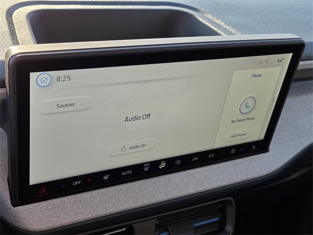 New 2025 Ford Maverick XLT 4D Crew Cab