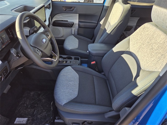 New 2025 Ford Maverick XLT 4D Crew Cab