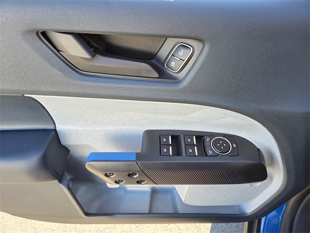 New 2025 Ford Maverick XLT 4D Crew Cab