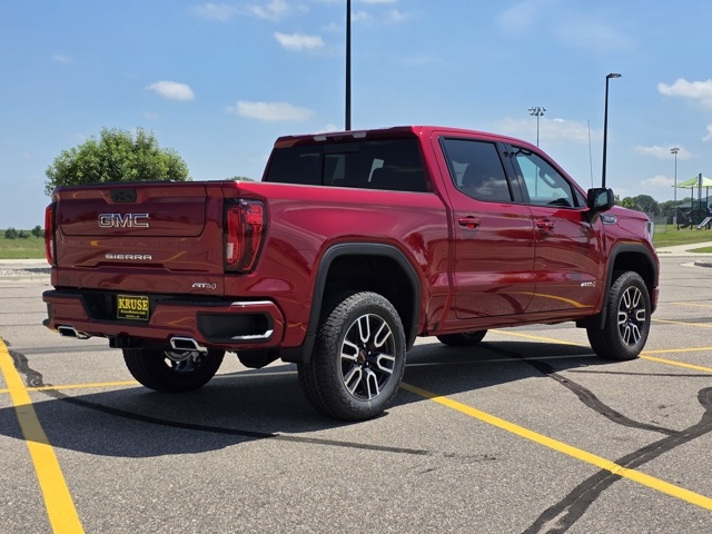 2025 GMC Sierra 1500 AT4