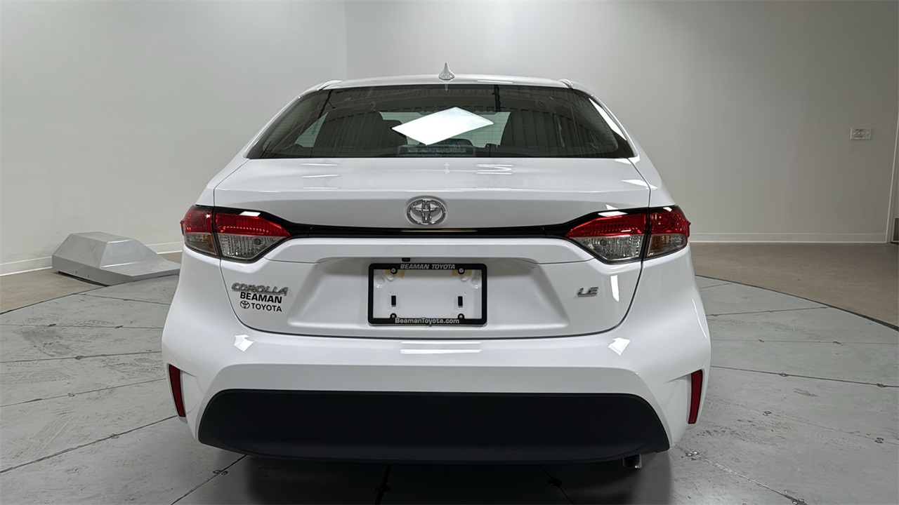 2026 Toyota Corolla LE photo 4