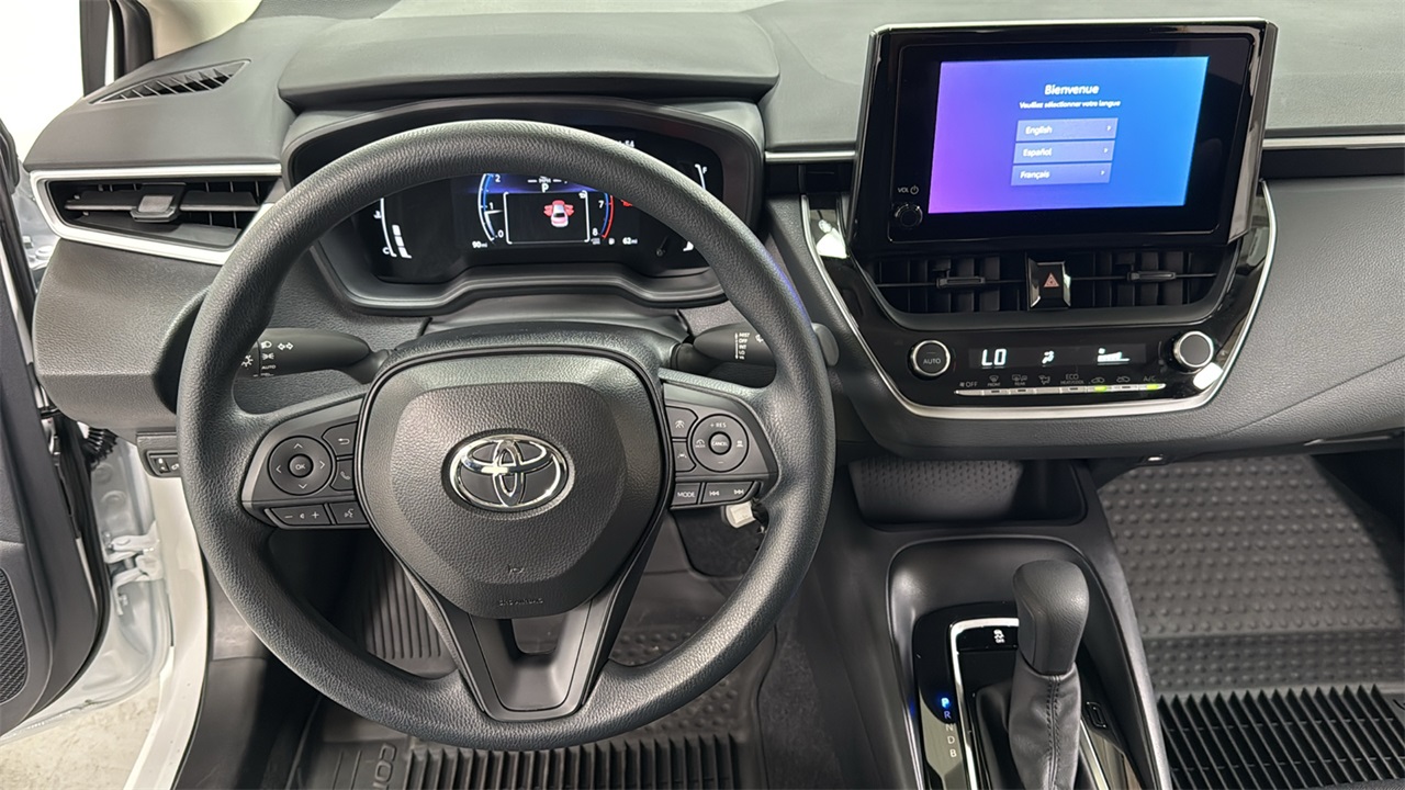 2026 Toyota Corolla LE photo 9