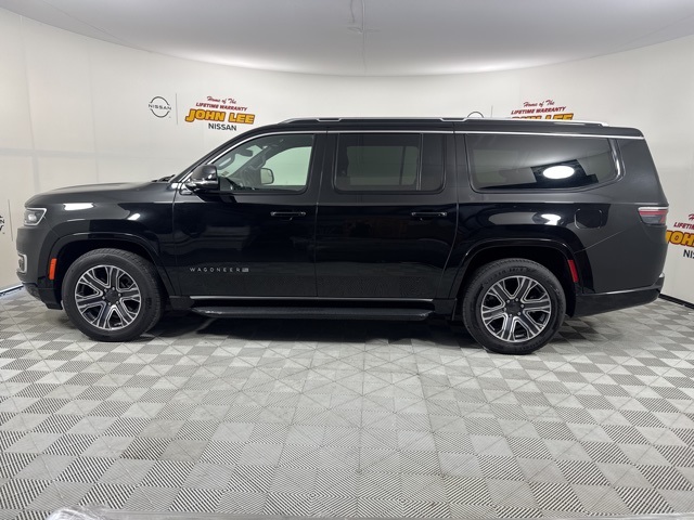 2023 Diamond Black Crystal Pearlcoat Jeep Wagoneer L Series II 4X4 SUV