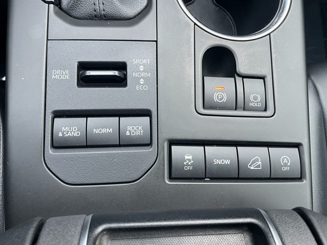 used 2020 Toyota Highlander car, priced at $29,983