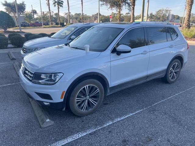 2019 Volkswagen Tiguan SEL's photo