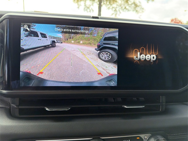 Used 2024 Jeep Gladiator Truck