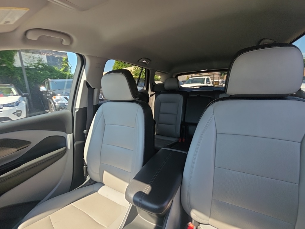 used 2023 GMC Terrain car, priced at $18,895