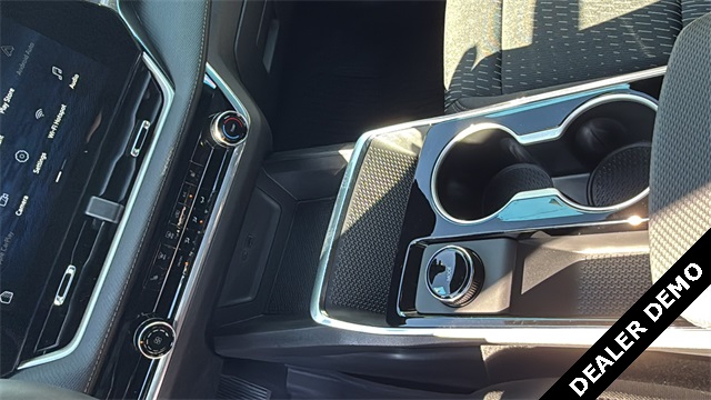 new 2026 Chevrolet Equinox car, priced at $30,820