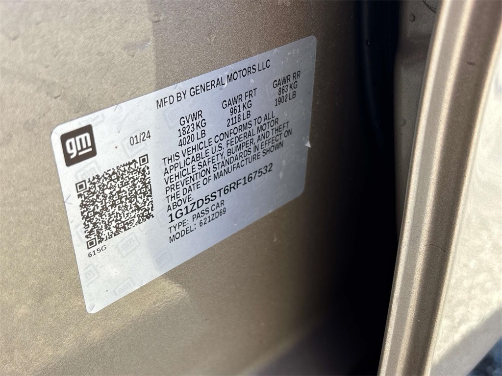 2024 Mineral Gray Metallic Chevrolet Malibu LT FWD Sedan