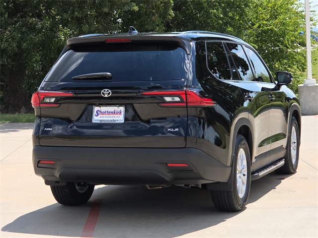 2025 Toyota Grand Highlander XLE photo 4