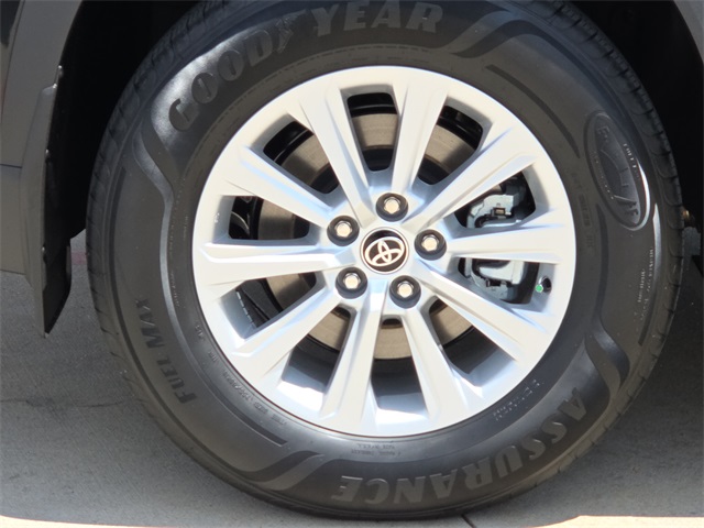2025 Toyota Grand Highlander XLE photo 5
