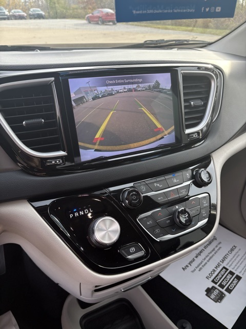 used 2022 Chrysler Pacifica car, priced at $53,903