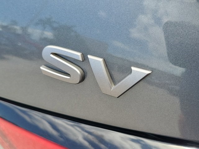 2024 Gun Metallic Nissan Altima 2.5 SV FWD Sedan