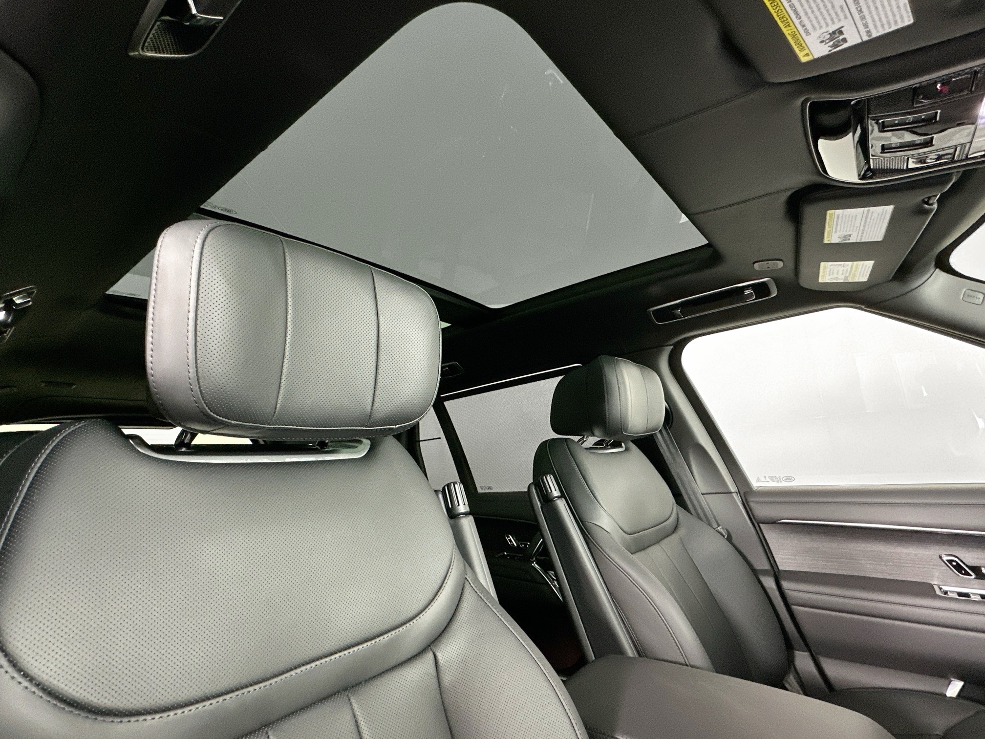 new 2025 Land Rover Range Rover car, priced at $182,180