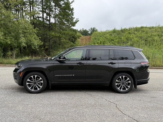 2022 Jeep Grand Cherokee Overland photo 32
