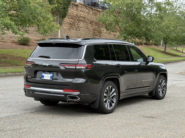 2022 Jeep Grand Cherokee Overland photo 35