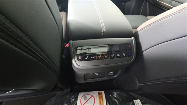 2025 Everest White Pearl Tricoat Nissan Pathfinder Platinum FWD SUV