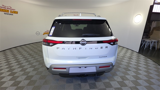 2025 Everest White Pearl Tricoat Nissan Pathfinder Platinum FWD SUV