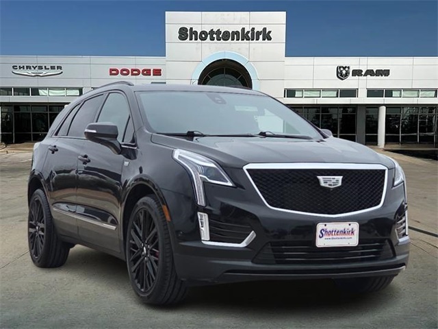 2022 Cadillac XT5 Sport's photo