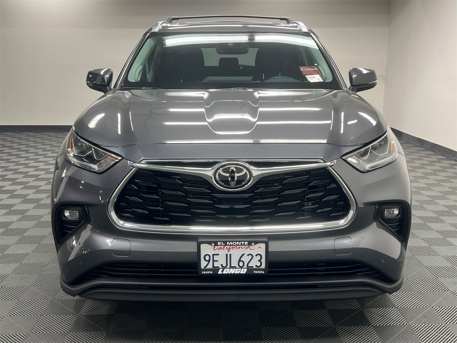 used 2023 Toyota Highlander car, priced at $36,888