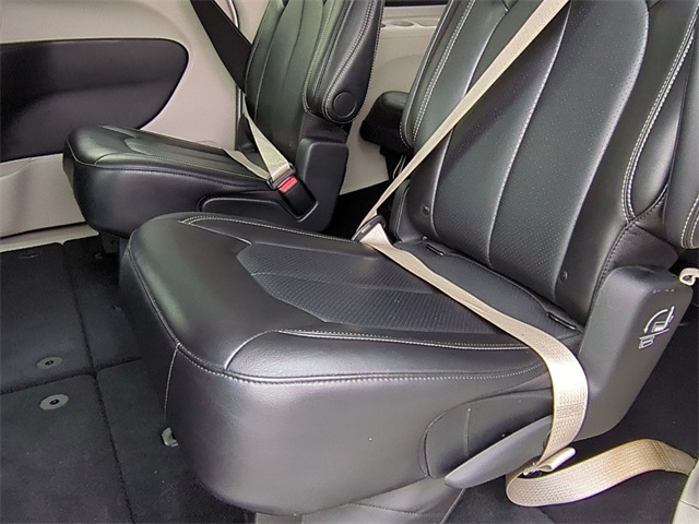 used 2024 Chrysler Pacifica car, priced at $26,911