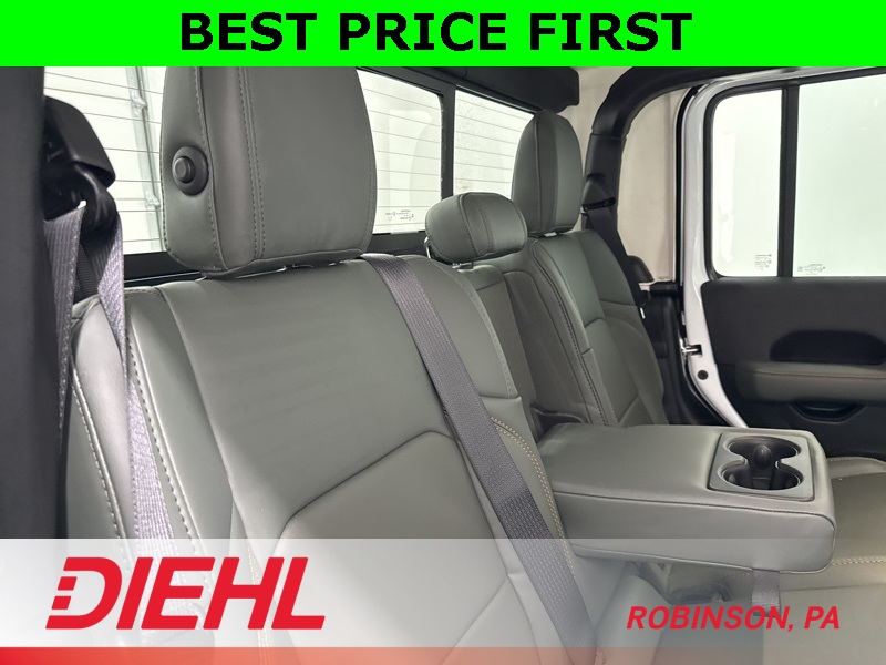 New 2026 Jeep Gladiator Truck