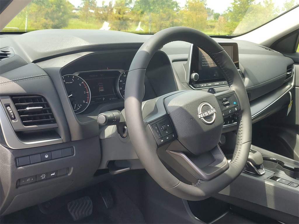 2025 Brilliant Nissan Rogue SV FWD SUV