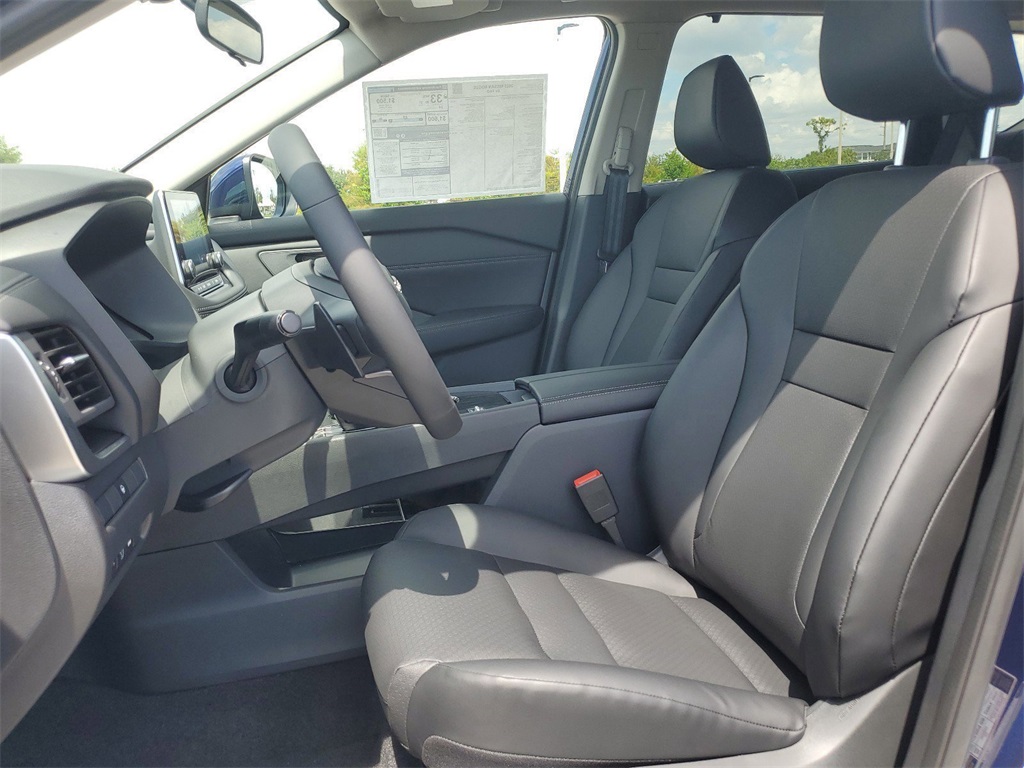 2025 Brilliant Nissan Rogue SV FWD SUV