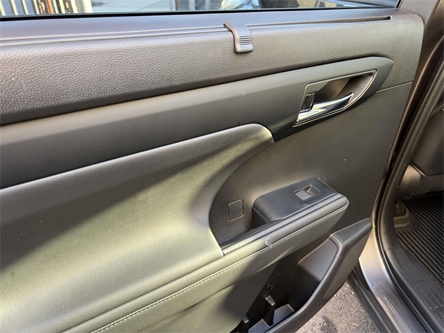 used 2022 Toyota Highlander car, priced at $36,689