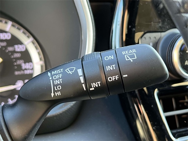 used 2022 Toyota Highlander car, priced at $36,689