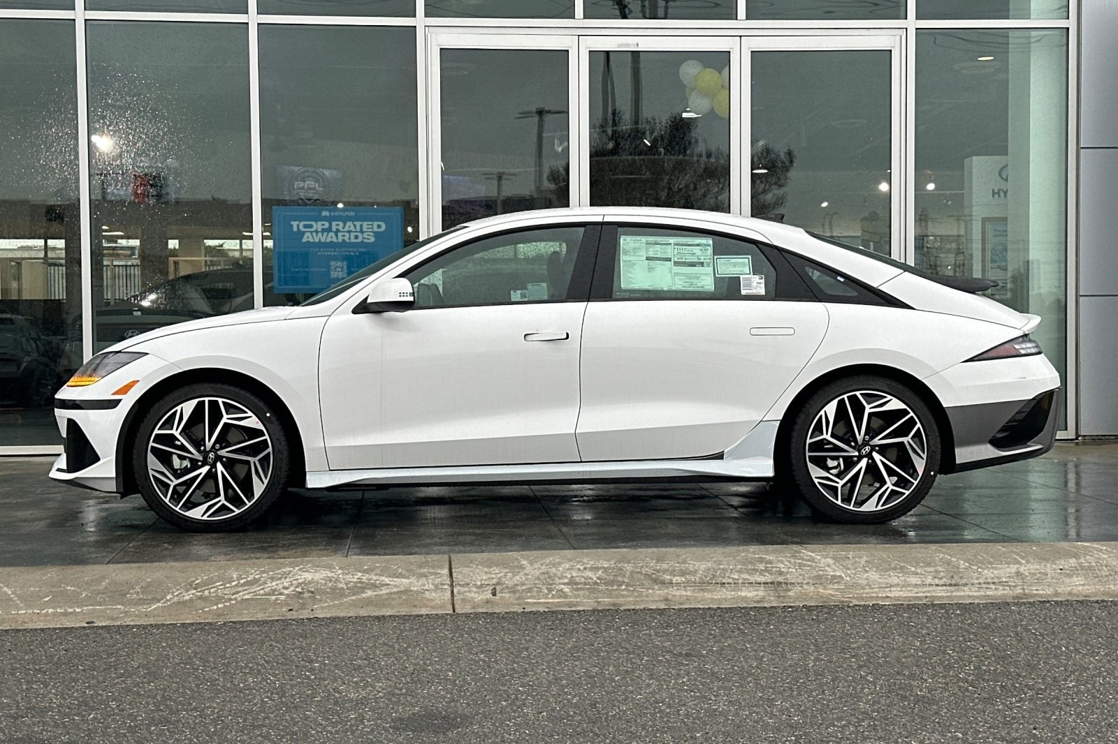 IONIQ 6 SEL
