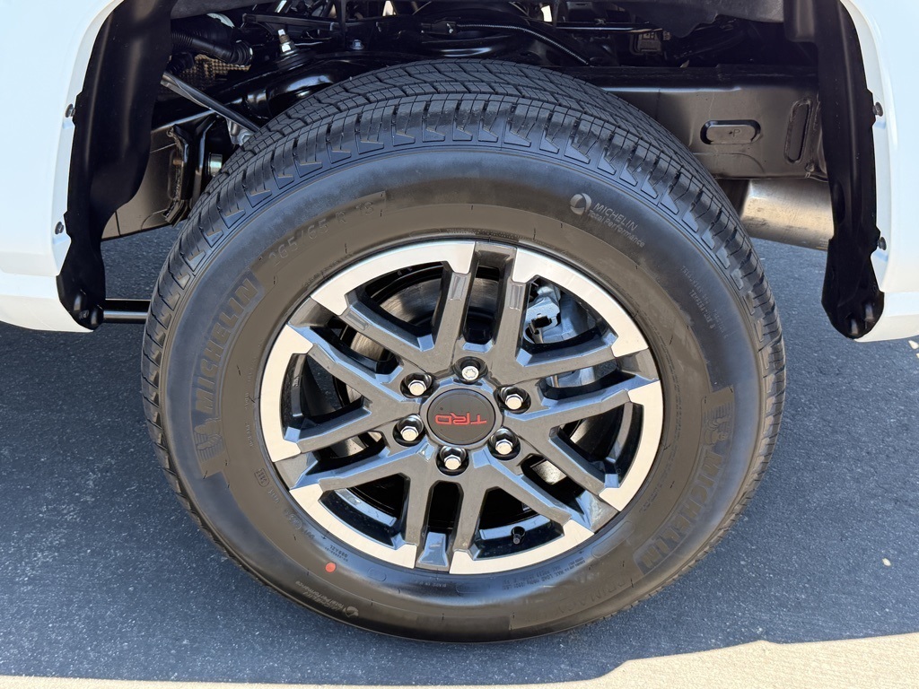 2025 Toyota Tacoma TRD Sport 4x4 Double Cab photo 14
