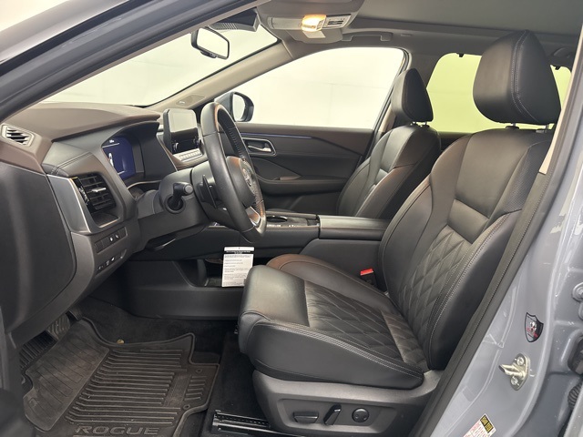 2023 Boulder Gray Pearl Nissan Rogue Platinum FWD SUV