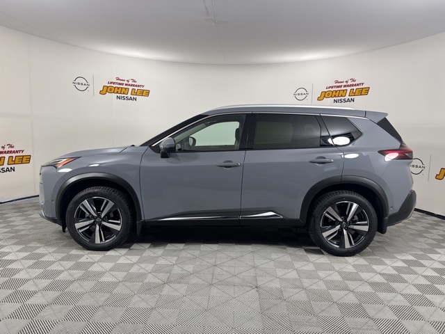 2023 Boulder Gray Pearl Nissan Rogue Platinum FWD SUV