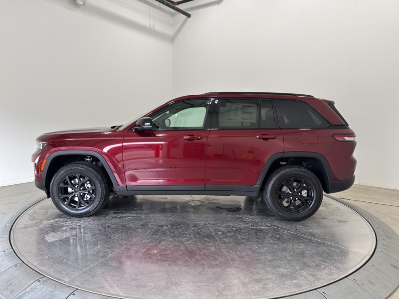 2025 Jeep Grand Cherokee Altitude X photo 4