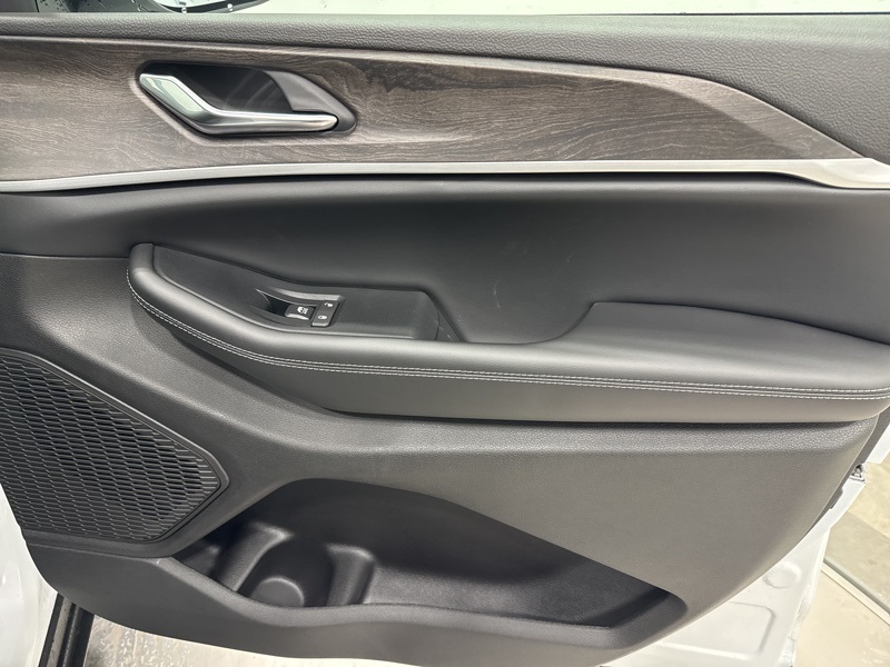 New 2025 Jeep Grand Cherokee SUV