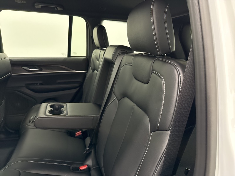 New 2025 Jeep Grand Cherokee SUV