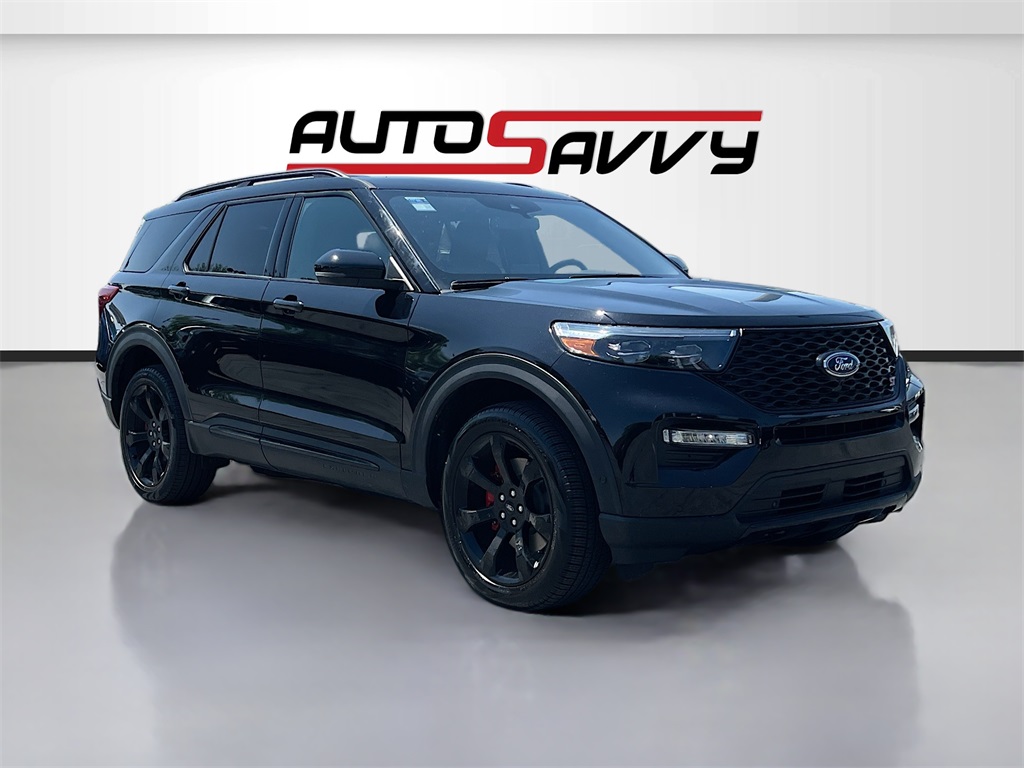 2023 Ford Explorer ST's photo