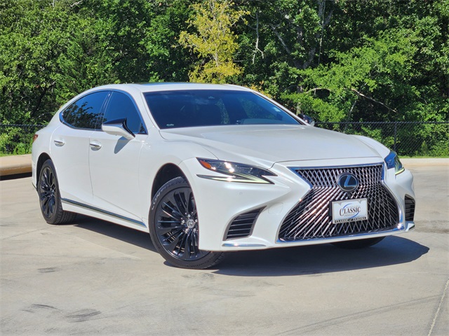 2018 White Lexus LS Sedan