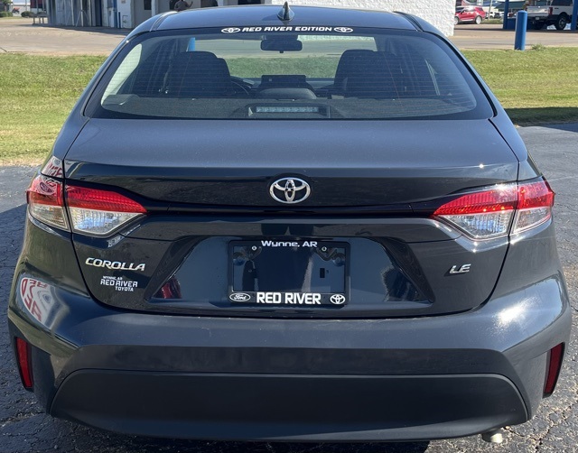 2024 Toyota Corolla LE photo 2