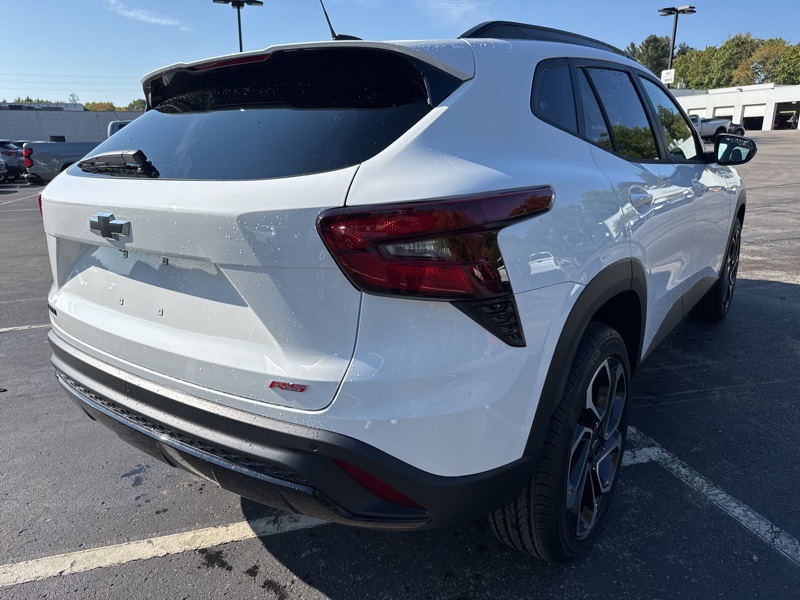 Used 2025 Chevrolet Trax SUV