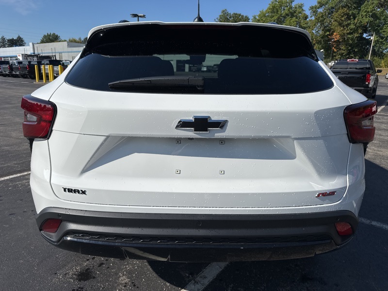 Used 2025 Chevrolet Trax SUV