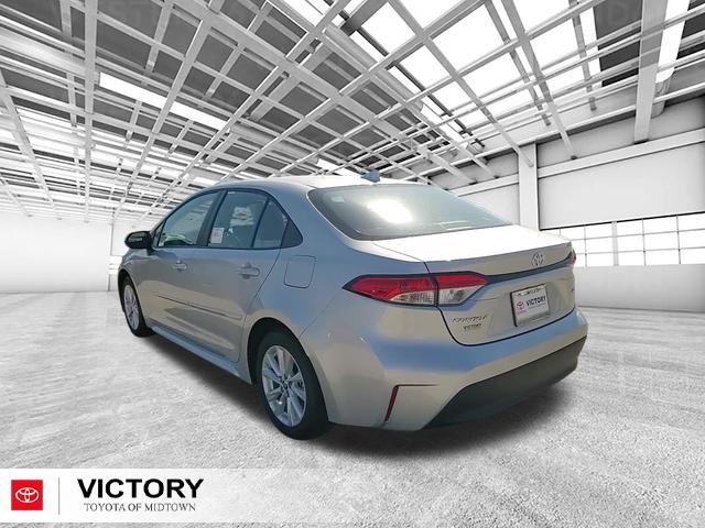 2026 Toyota Corolla LE photo 4