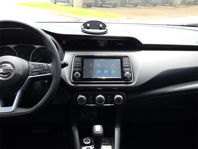 Used 2020 Nissan Kicks SUV