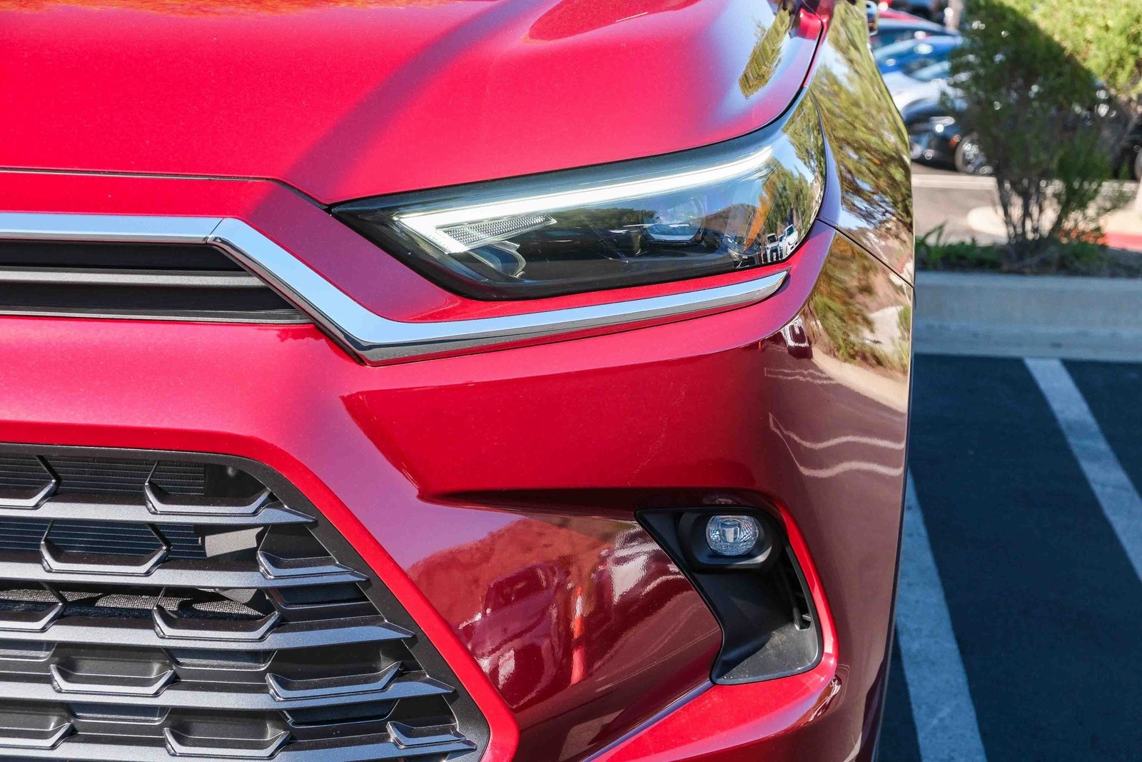 2025 Toyota Highlander Hybrid MAX Limited photo 4