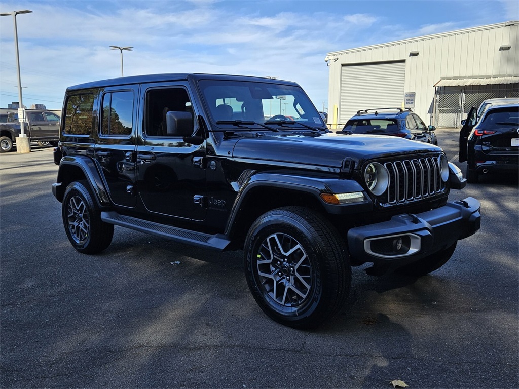 2026 Jeep Wrangler 4-Door Sahara's photo