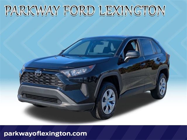 2022 Toyota RAV4 LE's photo