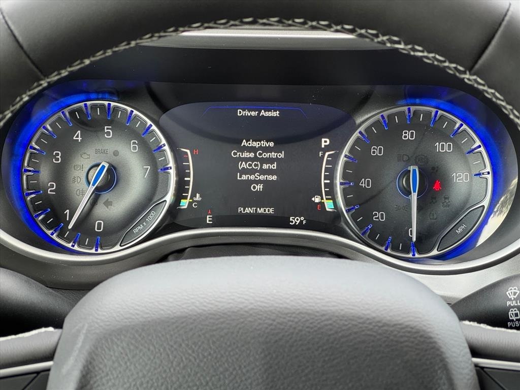 2026 Chrysler Voyager LX photo 12